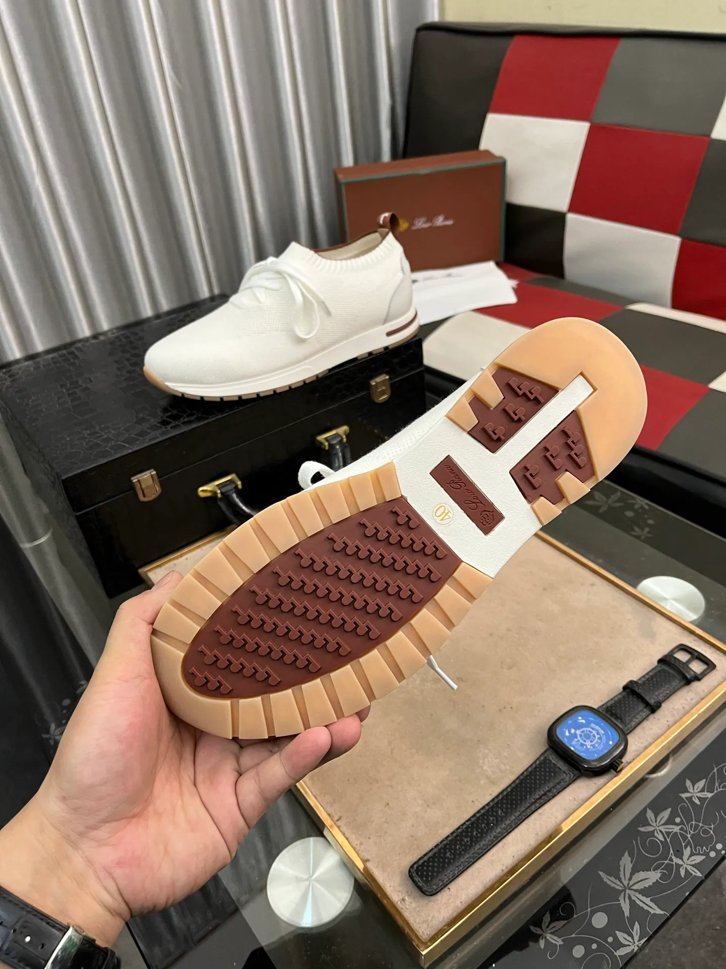 Men's shoes 💰420⌚️⌚️ (loro piana) new moccasin shoes official website original 1:1 mold opening, original quality 💯 fine workmanship, high-end luxury ☘ The upper is made of original waterproof treatment breathable fly-woven suede 🌴 luxury 🐂 leather lining 🍓 rubber wear-resistant outsole, size 38-44 (size 45 can be customized) 5️⃣ colors available